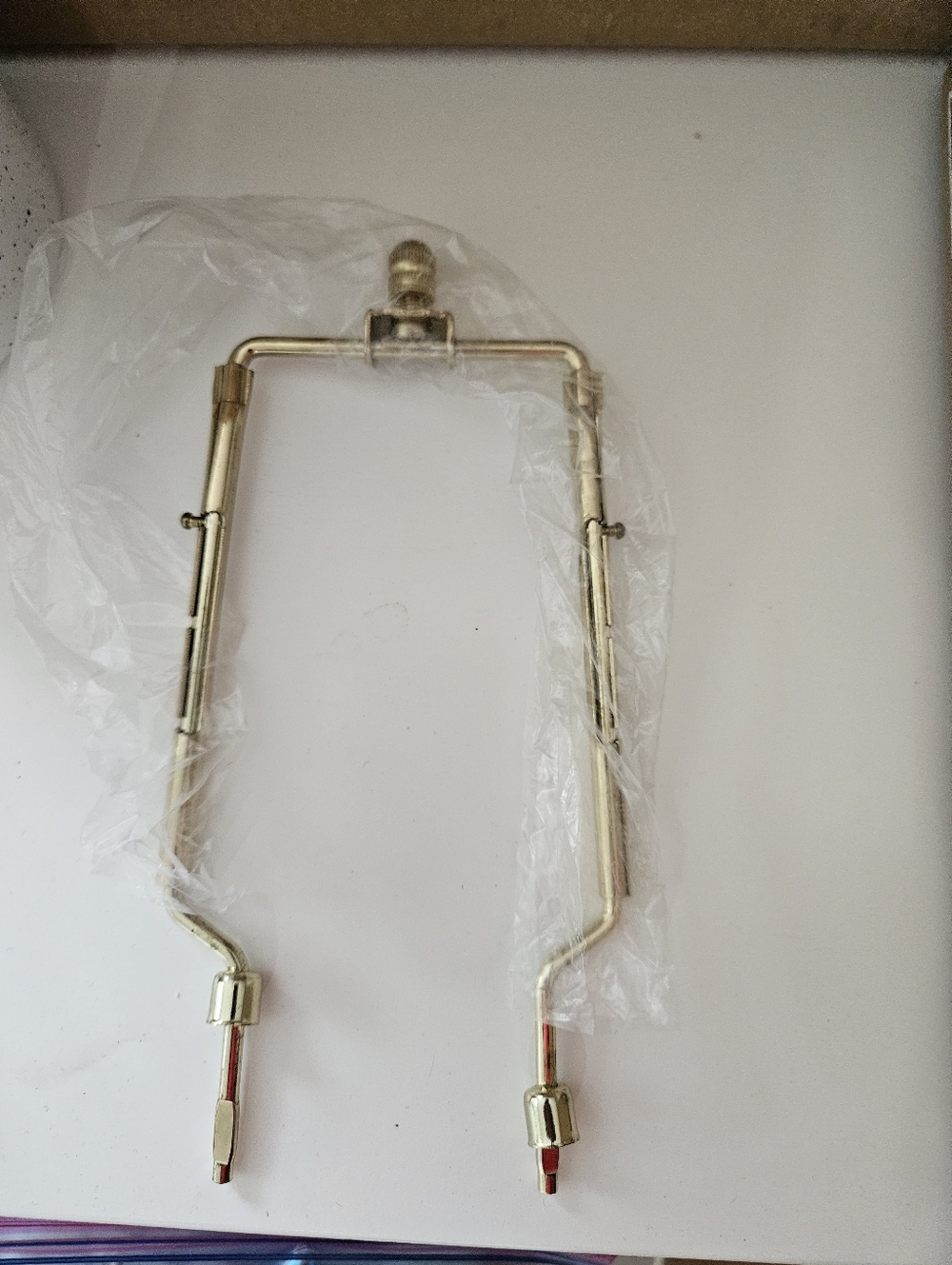 Gold-Tone Lamp Shade Holder with Adjusting Heights